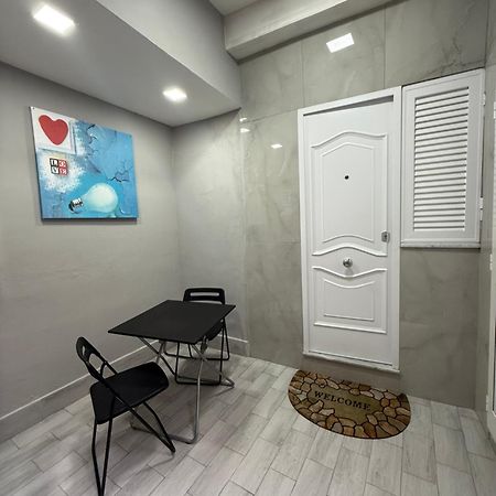 Caracciolo Suites 36 나폴리 외부 사진