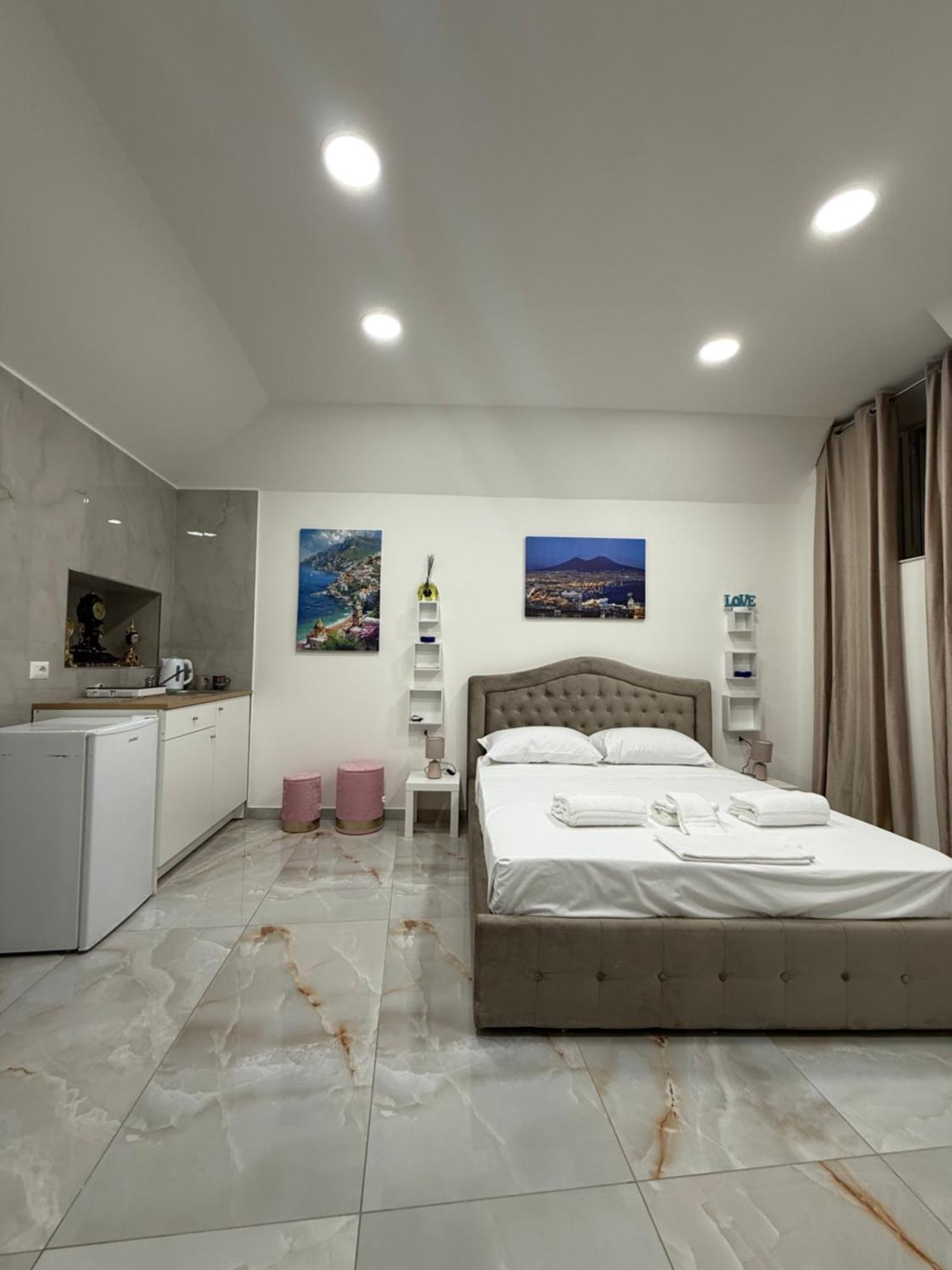 Caracciolo Suites 36 나폴리 외부 사진